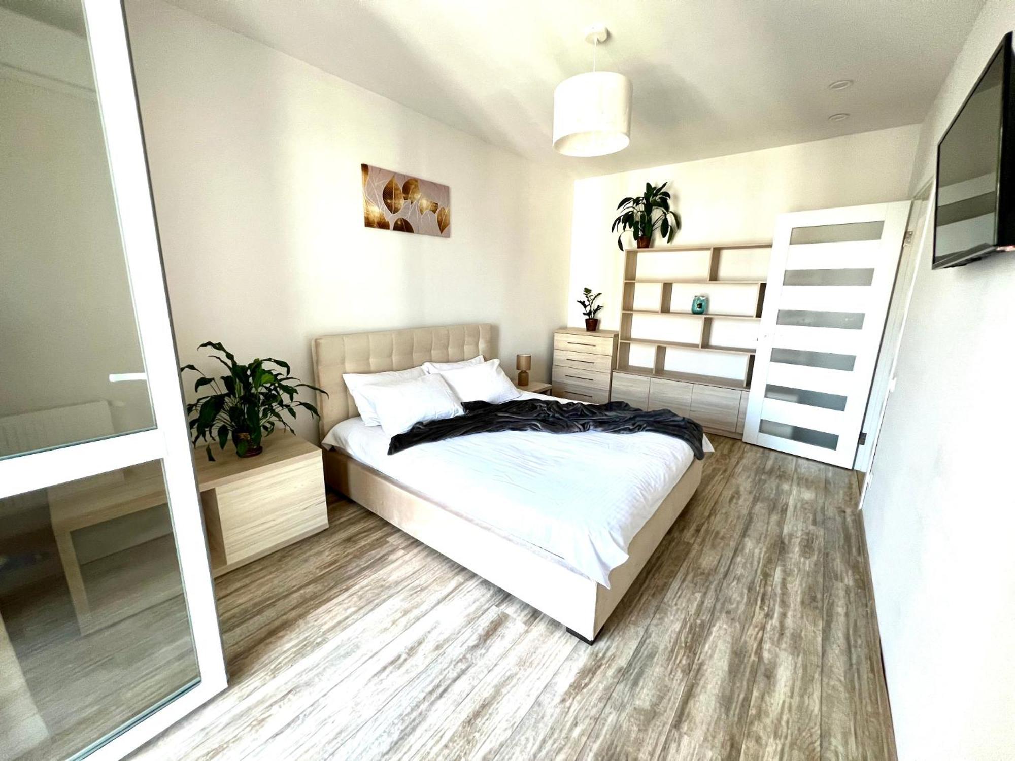 Osapart Romantic Apartment In The Complex Great Britain Lviv Exterior foto